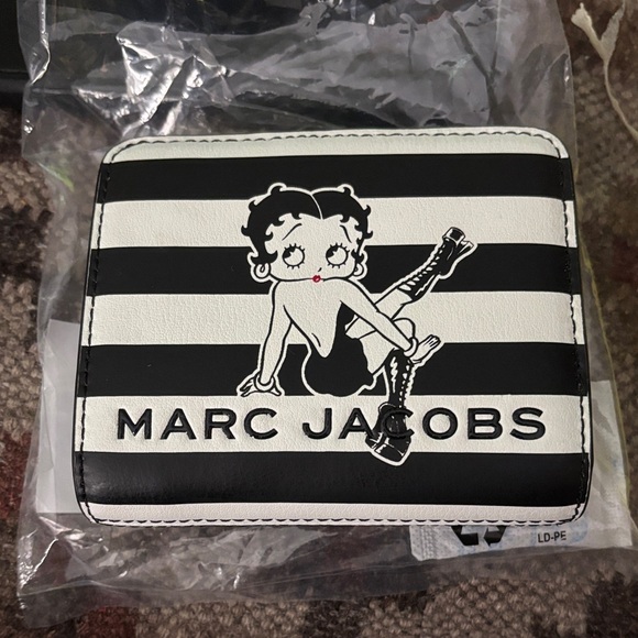 Marc Jacobs Black and White Striped Wallet with Cartoon Design - Picture 1 of 2